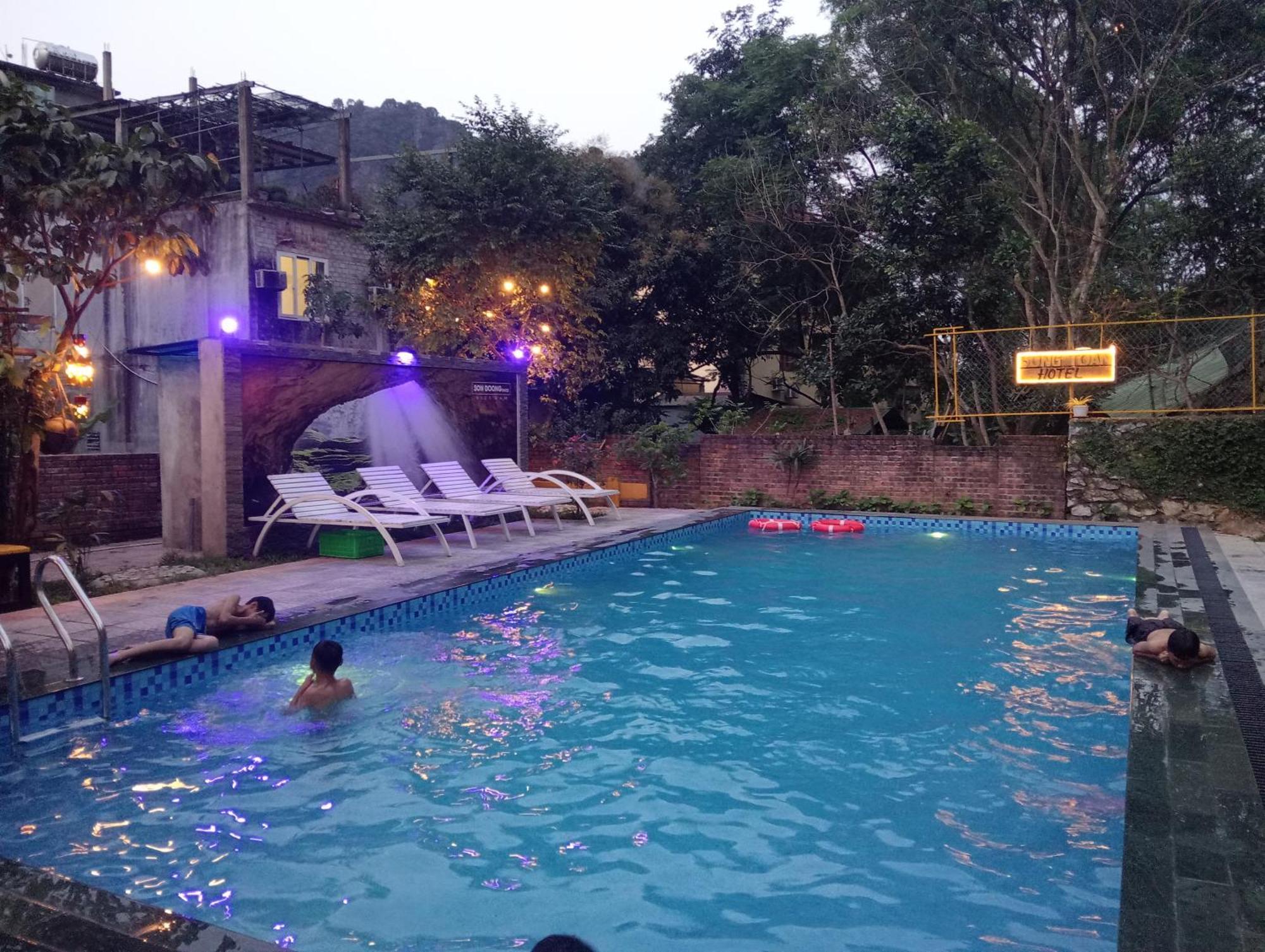 Song Toan Hotel ฟ็องญา ภายนอก รูปภาพ